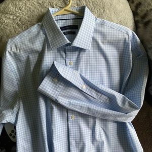 Tommy Hilfiger men’s dress shirt